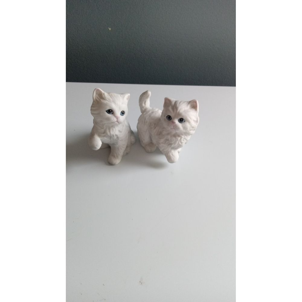 Vintage White Persian Cat Ceramic Figurines Set Collectible Home Decor Ornaments
